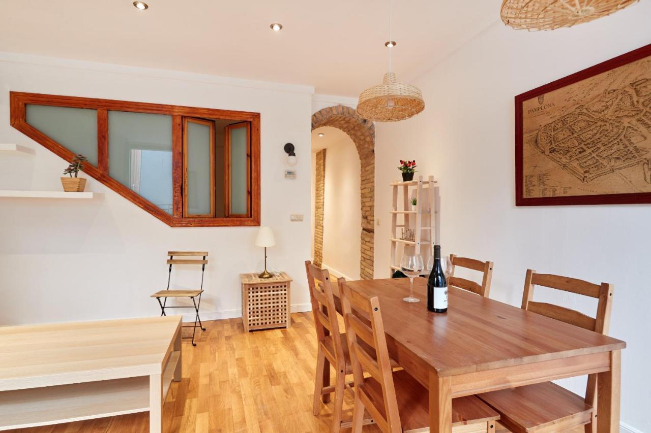 Appartamento Tuapartamento Centro Estafeta Deluxe Pamplona Esterno foto
