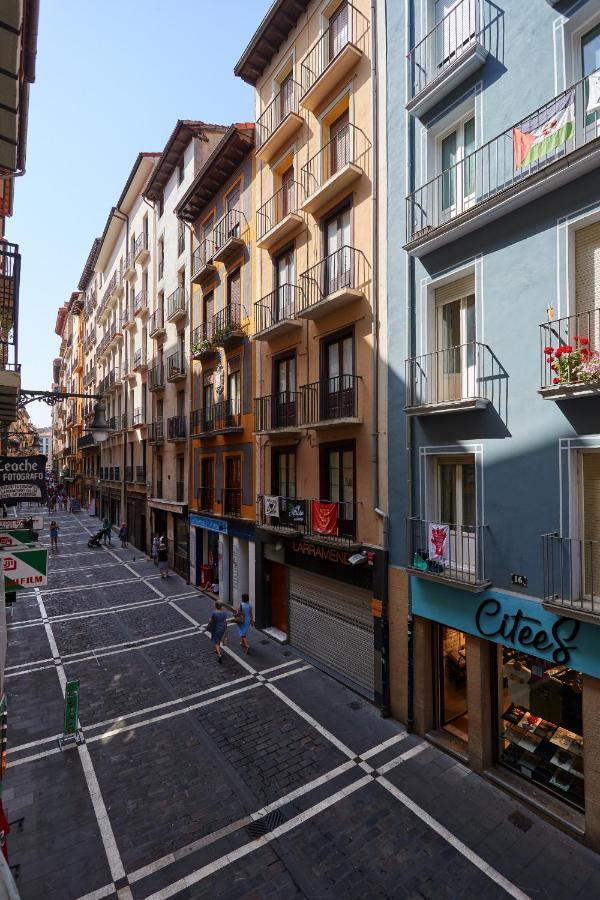 Appartamento Tuapartamento Centro Estafeta Deluxe Pamplona Esterno foto