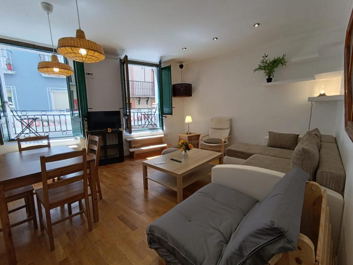 Appartamento Tuapartamento Centro Estafeta Deluxe Pamplona Esterno foto
