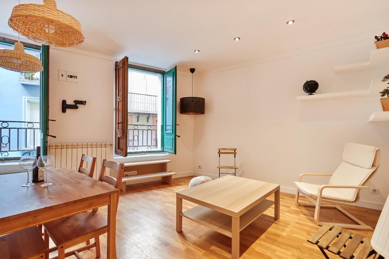 Appartamento Tuapartamento Centro Estafeta Deluxe Pamplona Esterno foto
